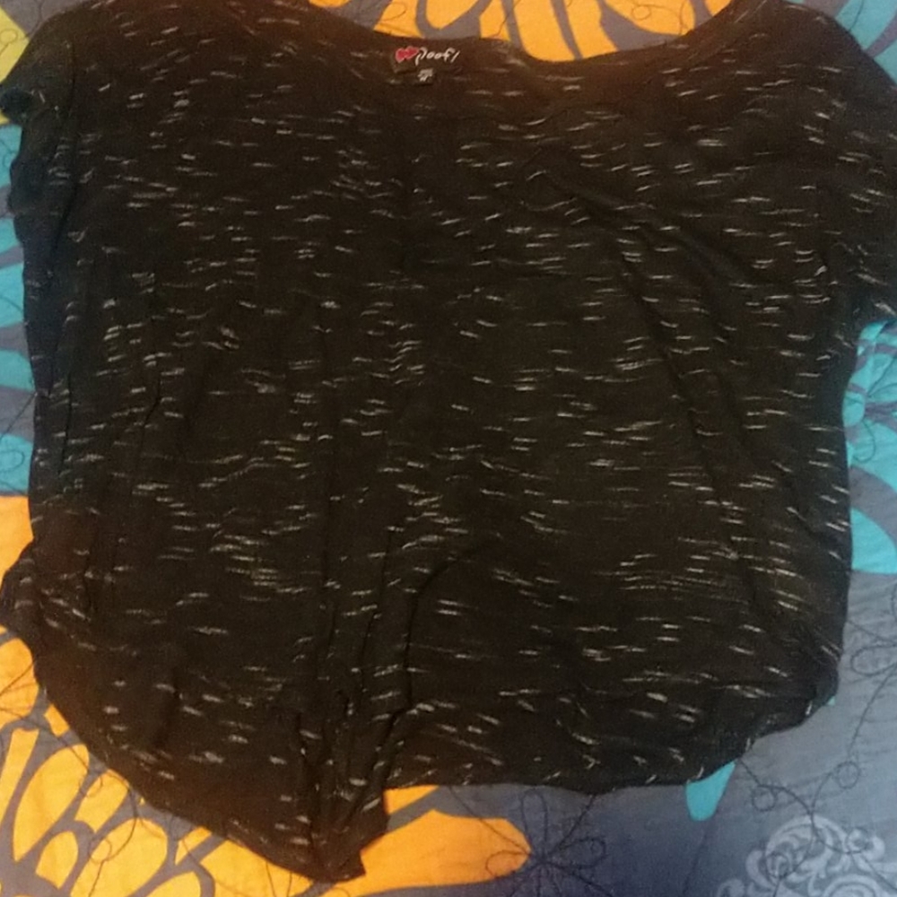 Black t shirt